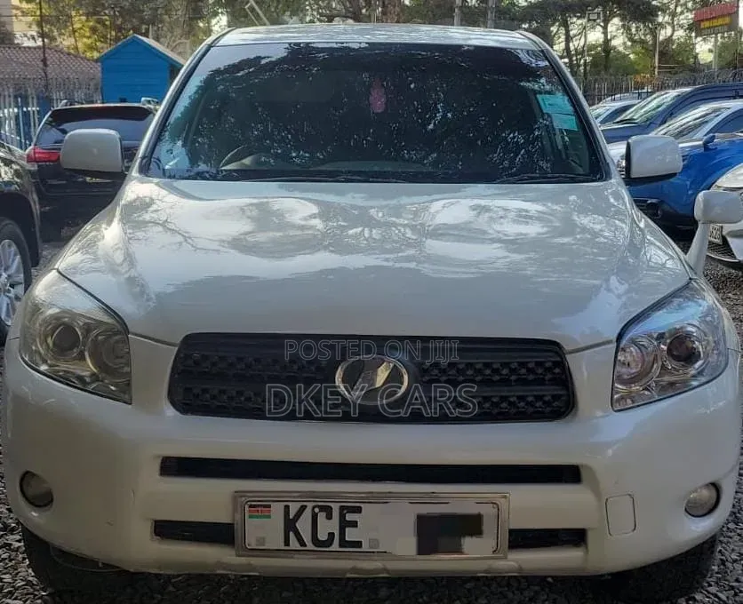 Toyota RAV4 2008 White