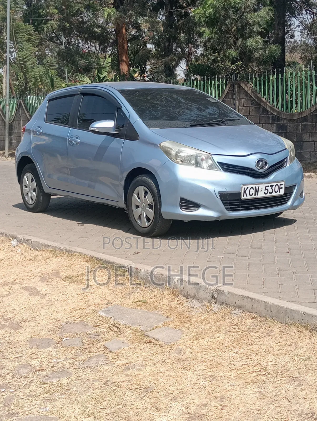 Toyota Vitz 2012 Blue