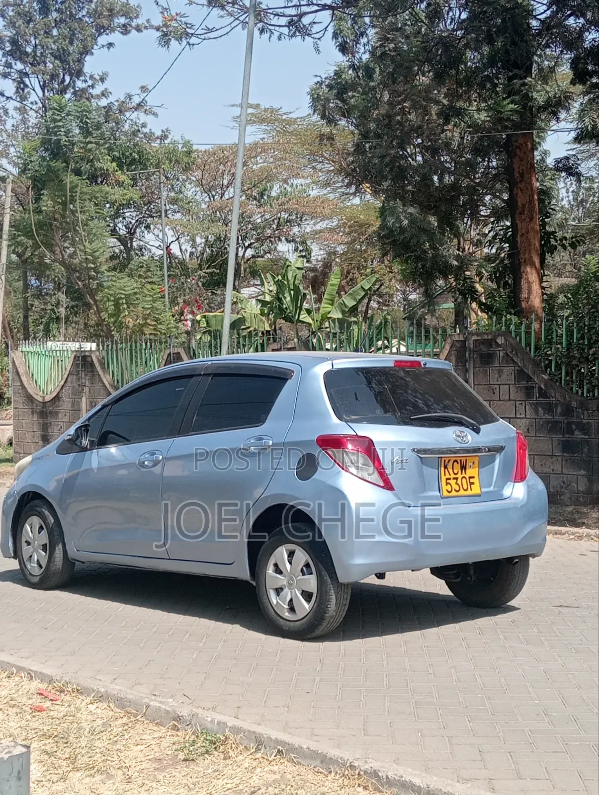 Toyota Vitz 2012 Blue