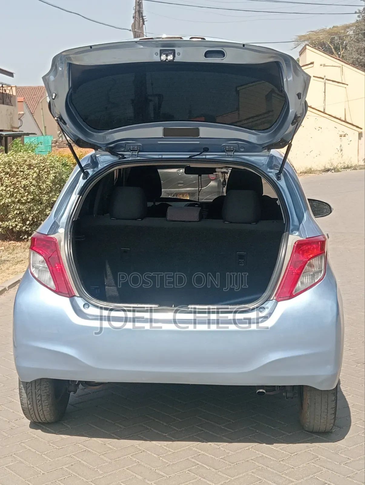 Toyota Vitz 2012 Blue