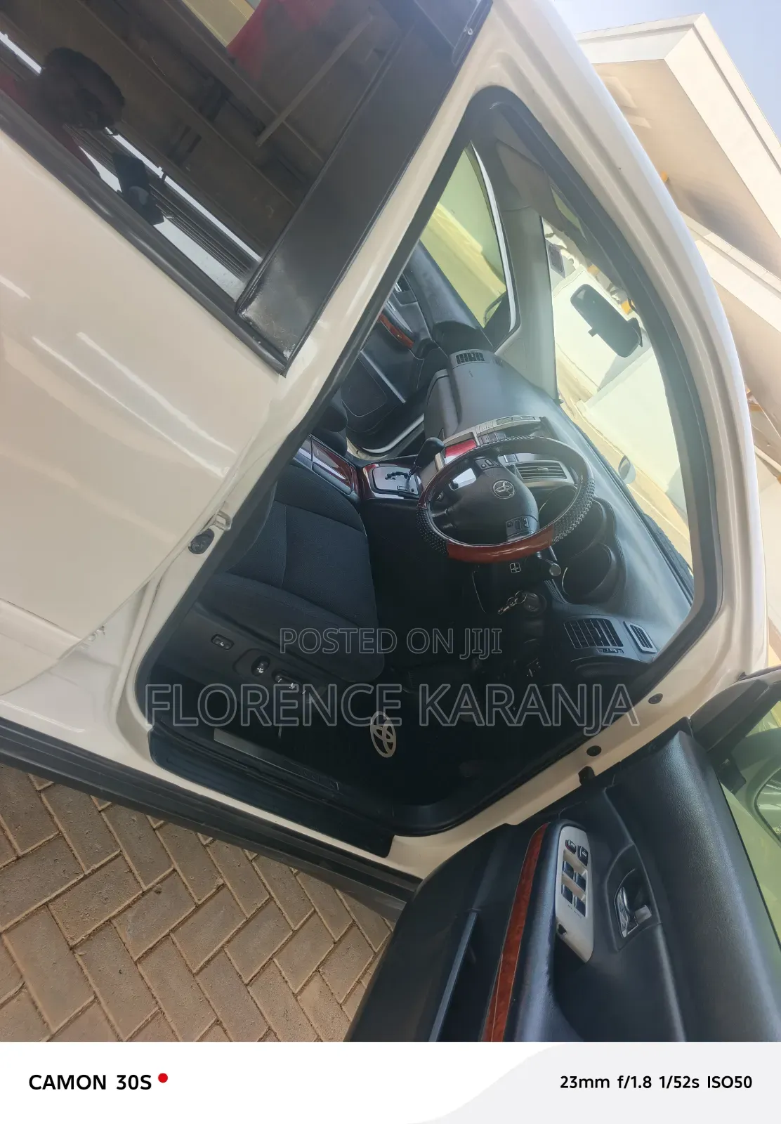 Toyota Harrier 2012 Off white