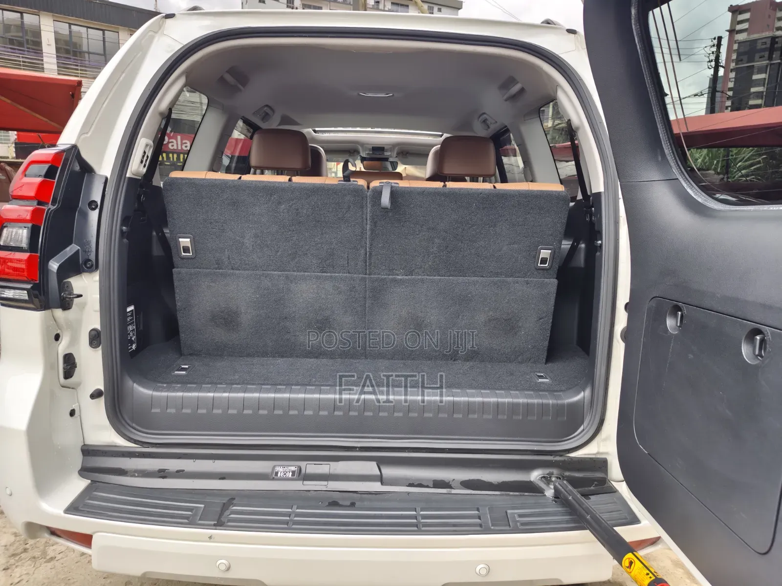 Toyota Land Cruiser Prado 2.8 2021 Pearl