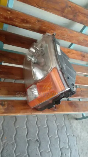 Discovery 3 Headlights