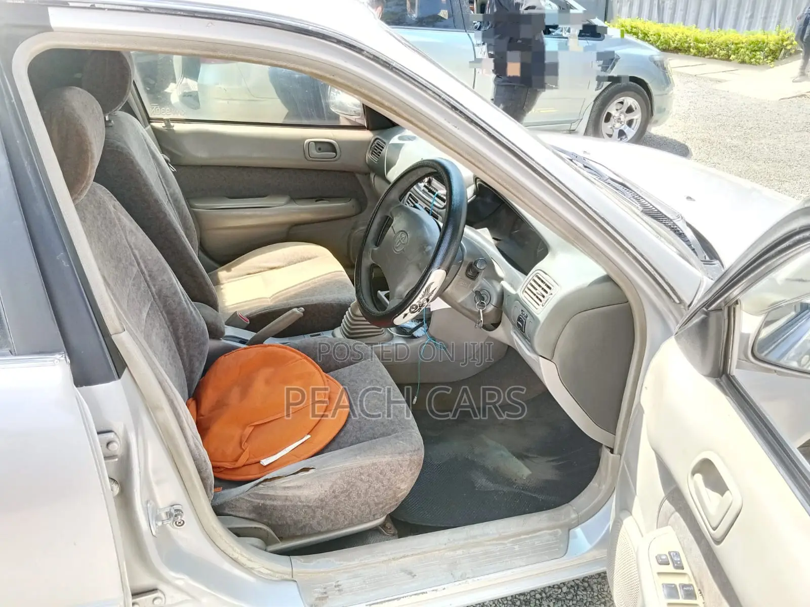 Toyota Corolla 2000 Silver