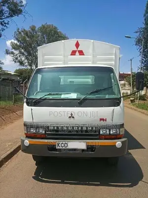 Mitsubishi FH 2014 White
