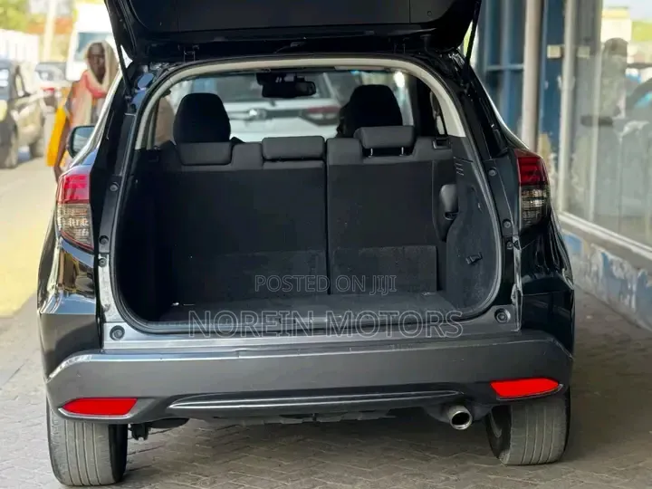 Honda Vezel 2019 Matt Black