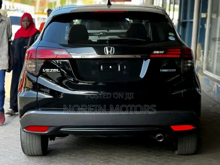 Honda Vezel 2019 Matt Black