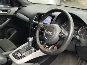 Audi Q5 2.0T Premium AWD quattro 2016 Black