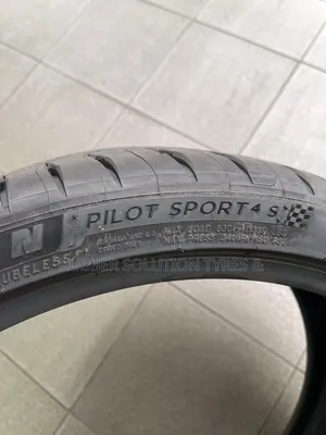 235 /35 R20 Michelin Tyres 92y Xl Pilot Sport 4 SUV