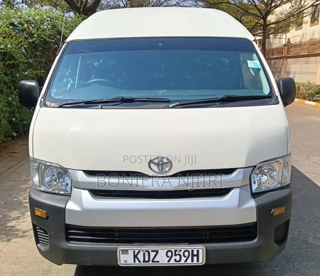 Toyota HiAce 2024 White