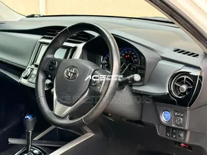 Toyota Corolla Fielder 2020 White