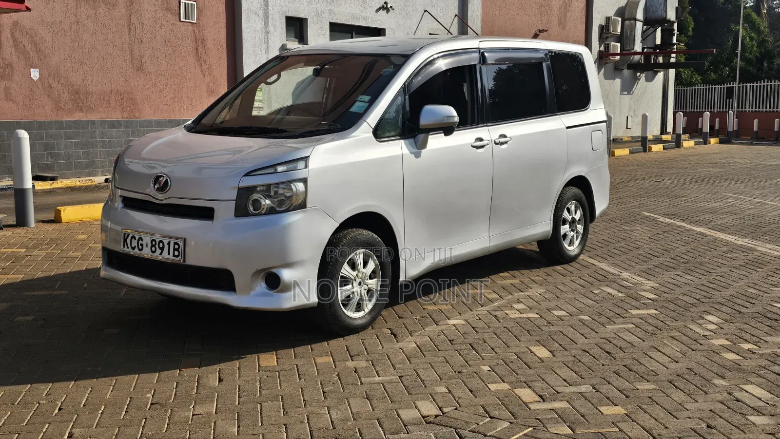Toyota Voxy 2007 Gray