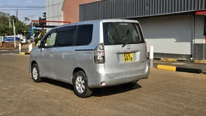 Toyota Voxy 2007 Gray