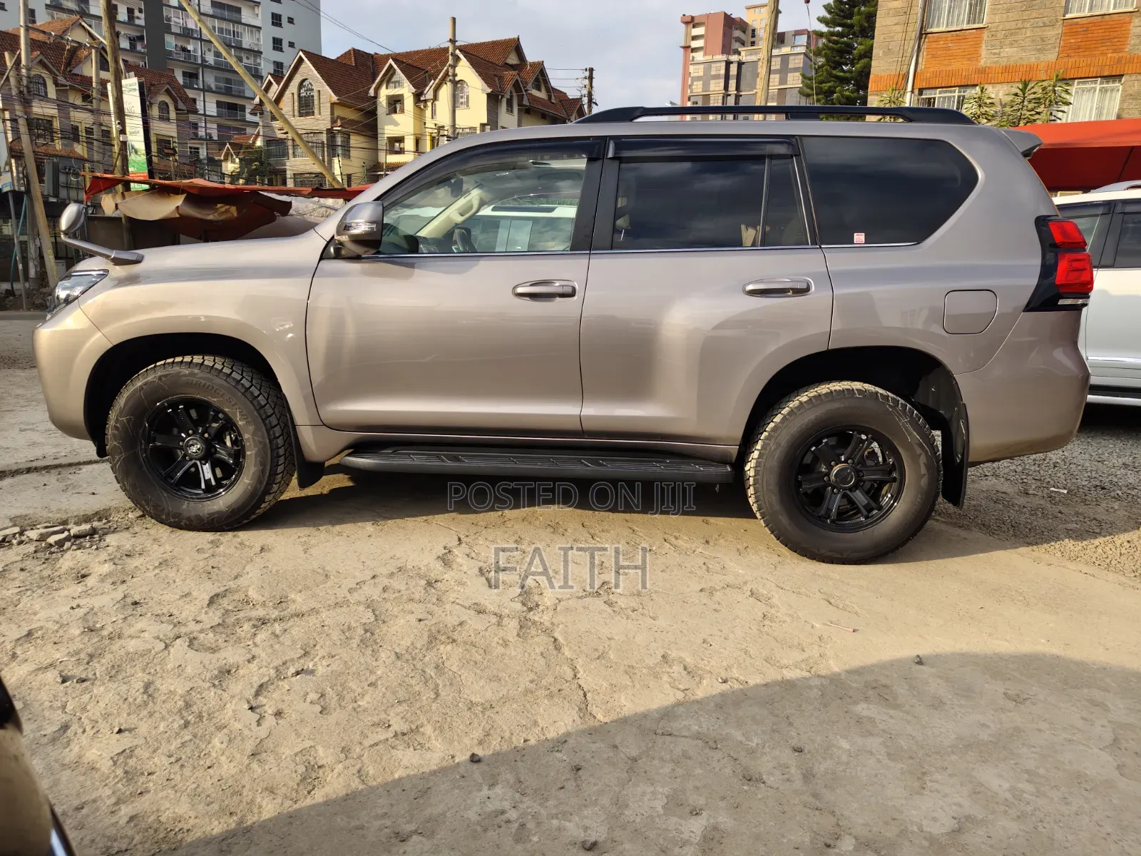 Toyota Land Cruiser Prado 2.8 2019 Beige