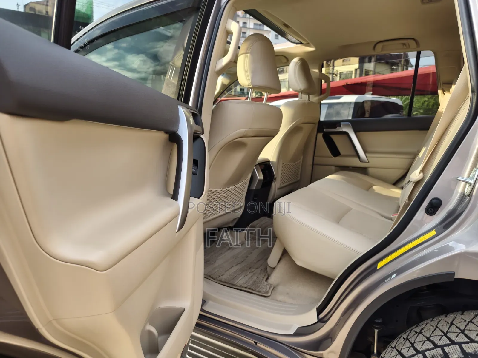 Toyota Land Cruiser Prado 2.8 2019 Beige