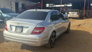 Mercedes-Benz C200 2012 Silver