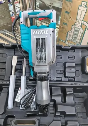 Total Heavy Duty Demolishing Machine 1700 Watt