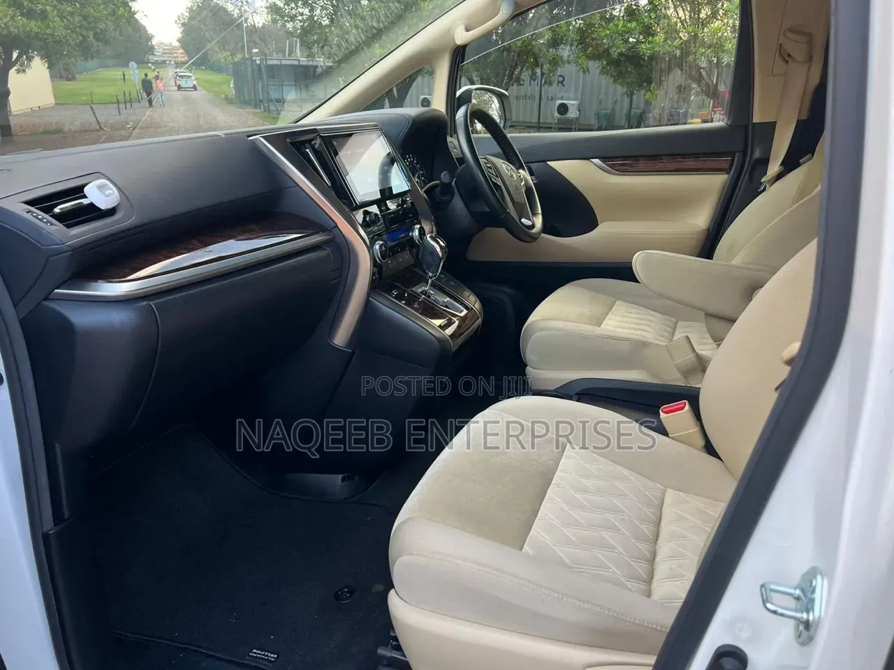 Toyota Alphard 2.5 Petrol FWD 2019 Pearl