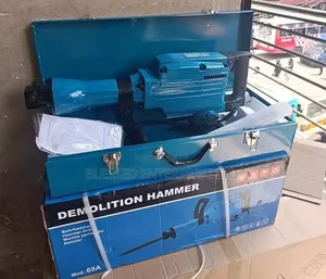 Industrial Makita Demolisher Machine/2600 Watts