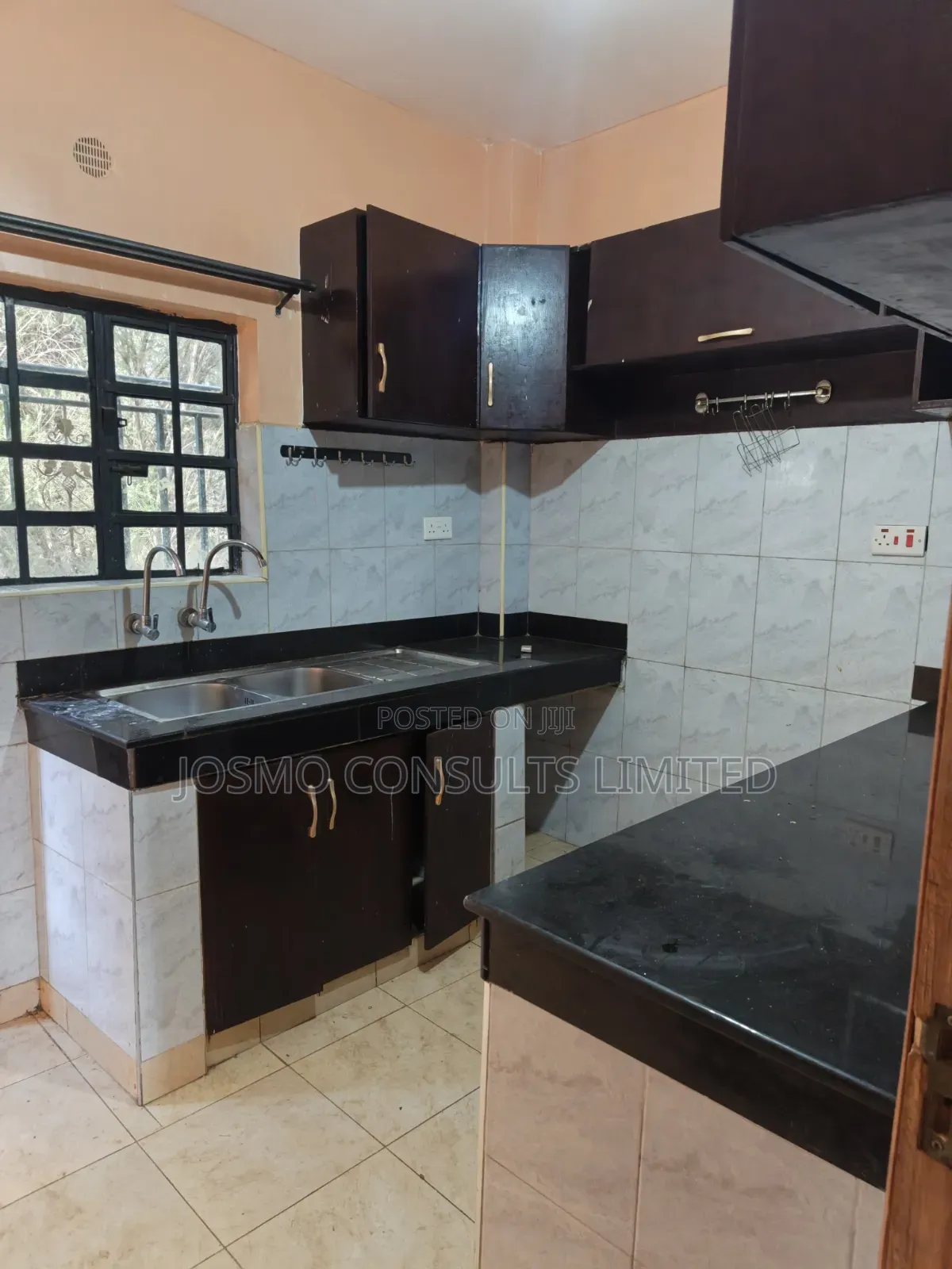 7bdrm Maisonette in Kamakis for rent