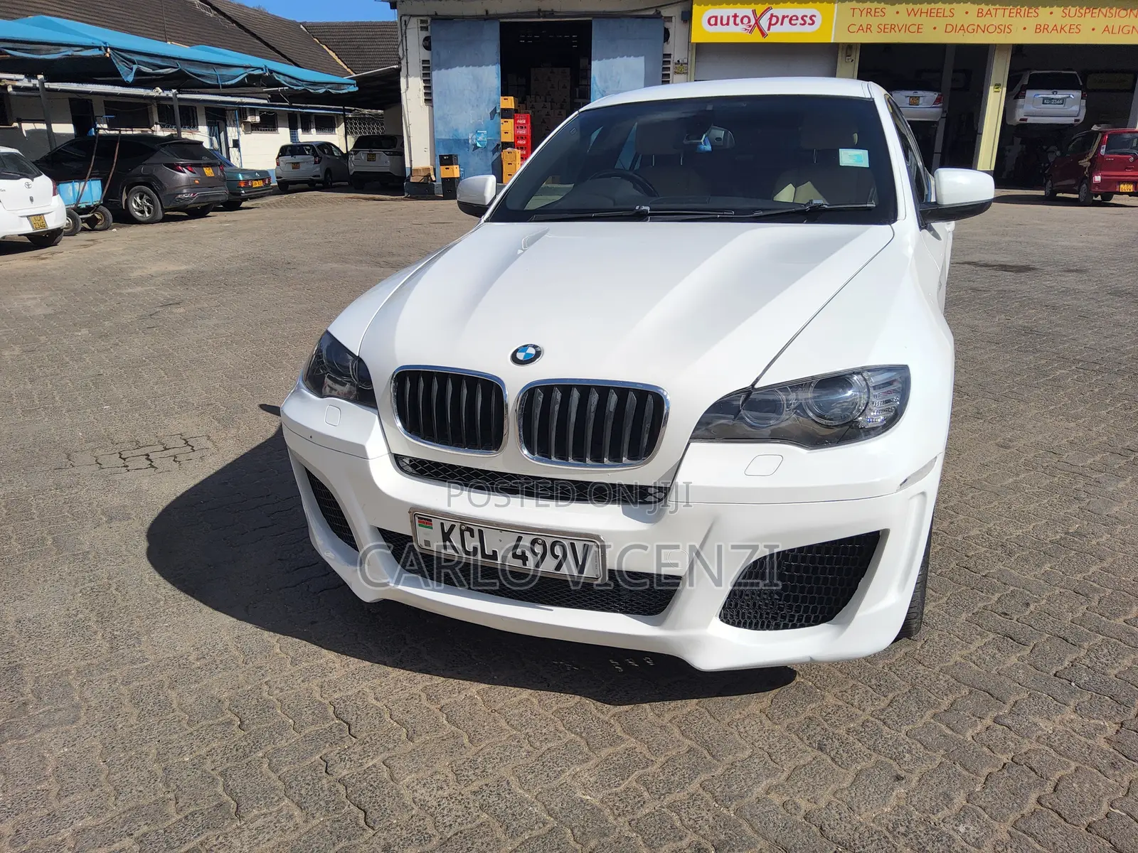 BMW 118i 2011 Pearl