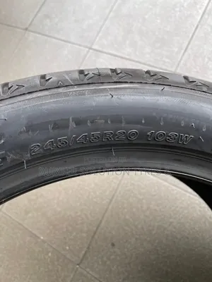 245 /45 R20 Bridgestone Tyres 103w Xl Alenza 001