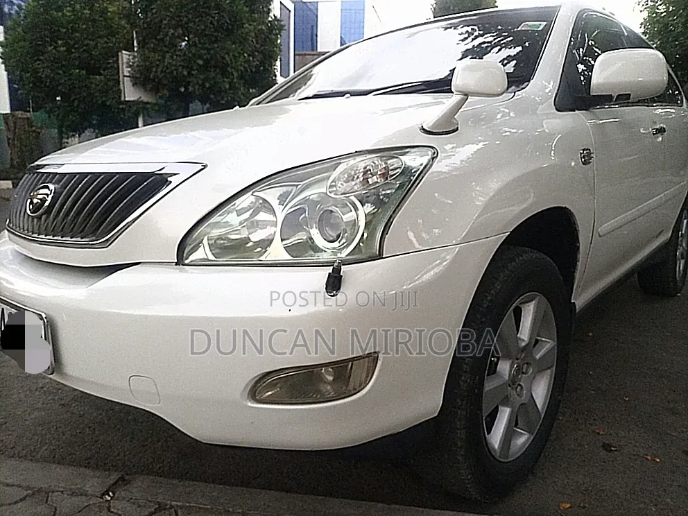 Toyota Harrier 2009 White