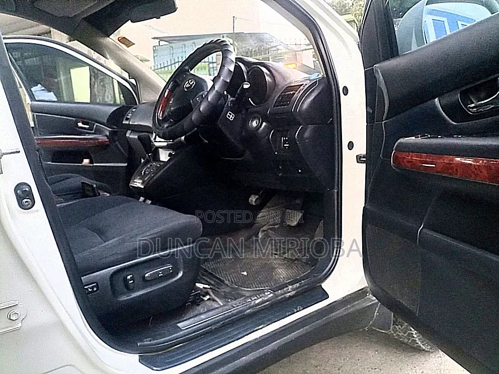 Toyota Harrier 2009 White