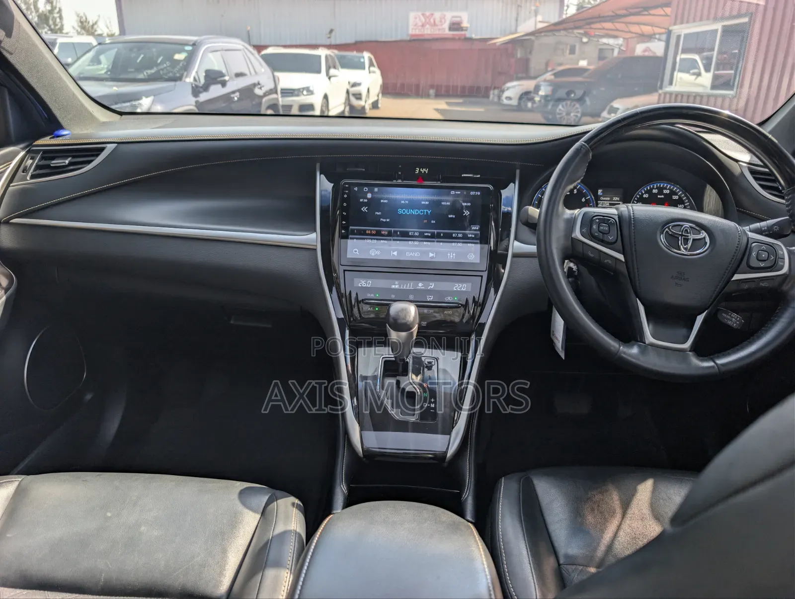 Toyota Harrier 2019 White