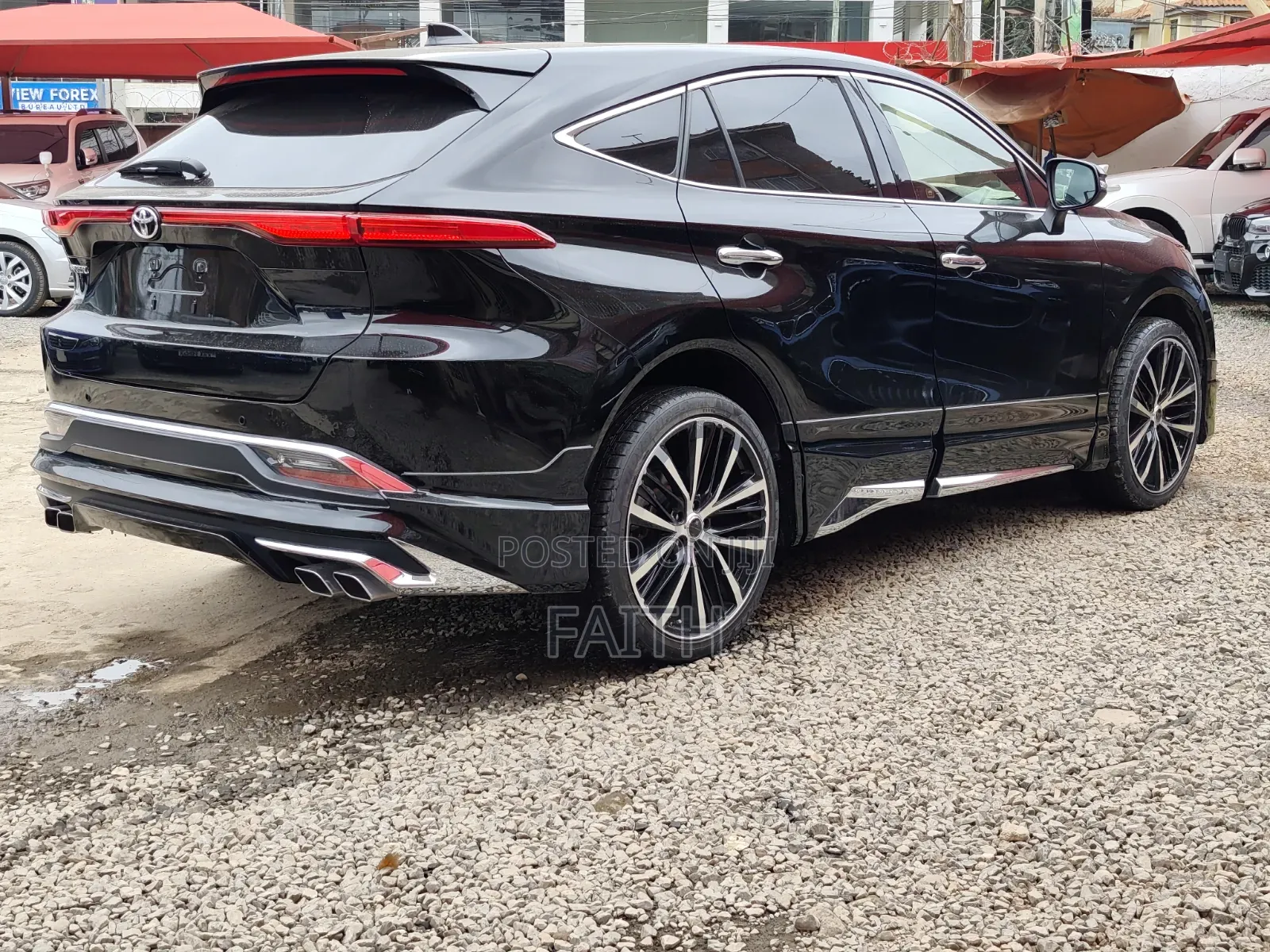 Toyota Harrier 2.0 2020 Black