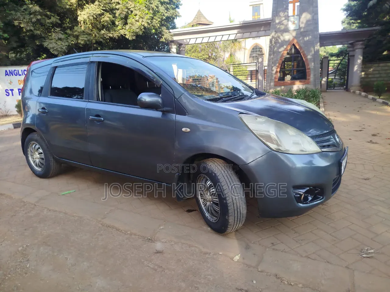 Nissan Note 2010 Gray