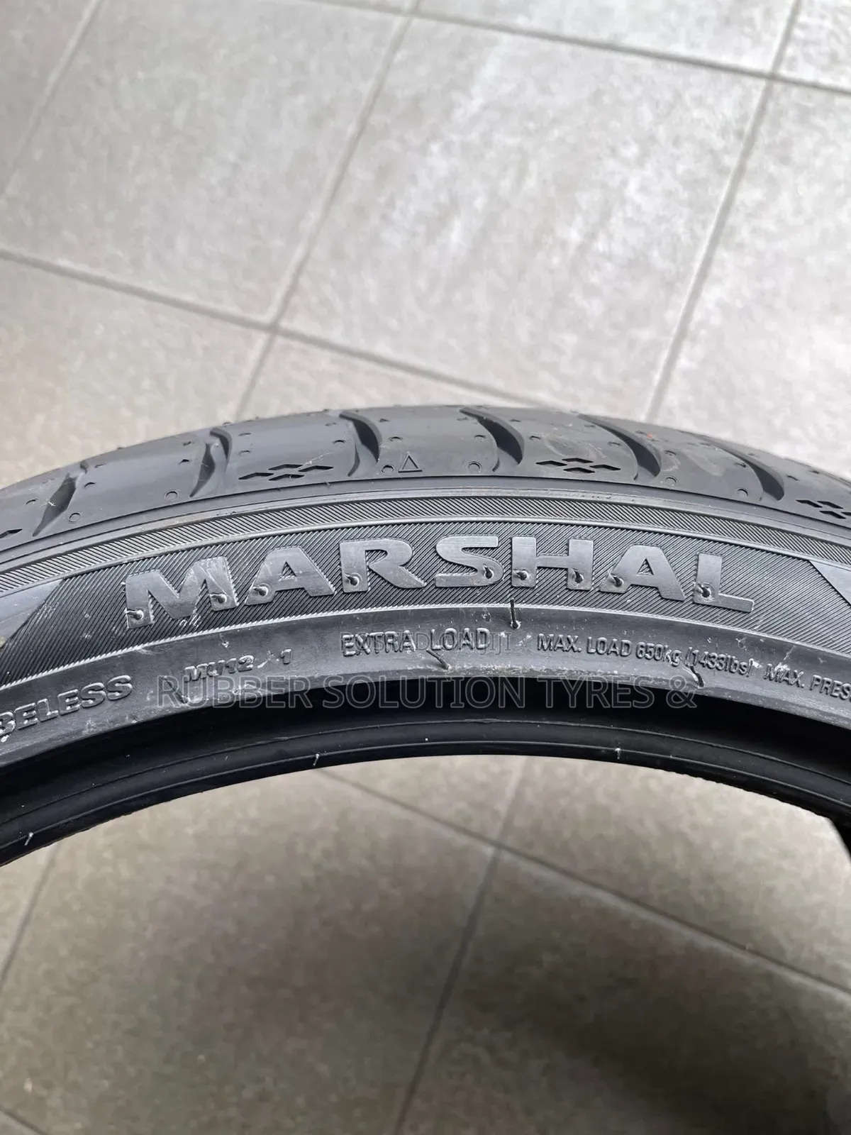 245 /35 R19 Marshal Tires 93y Xl Mu 12