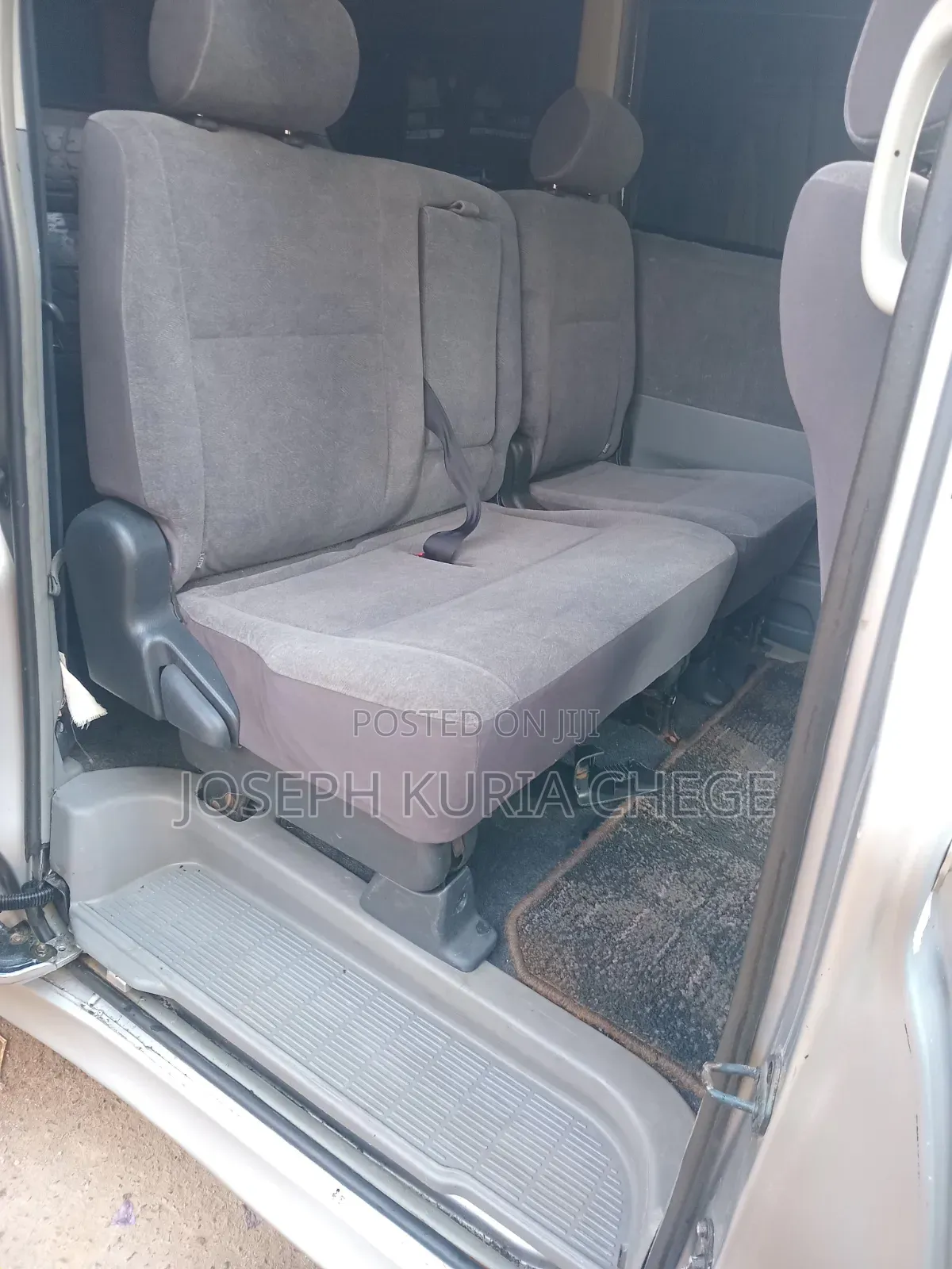 Toyota Noah 2006 Silver