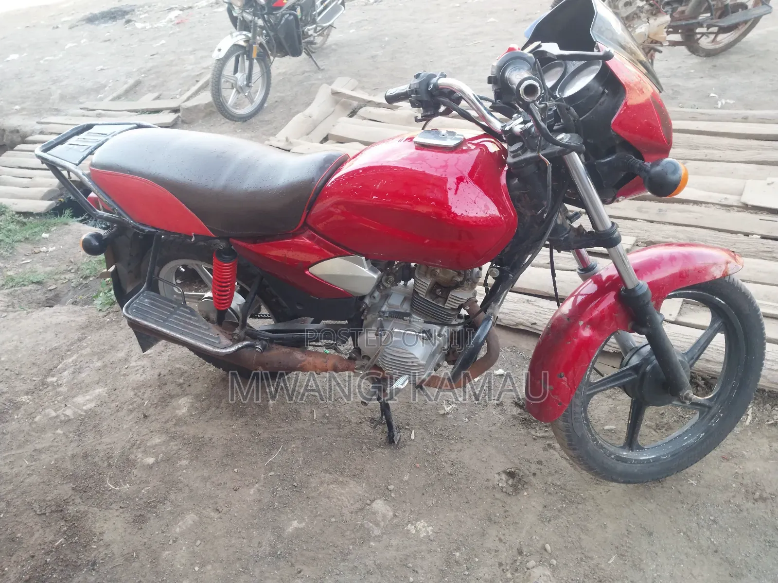 TVS HLX Plus ES 2022 Red