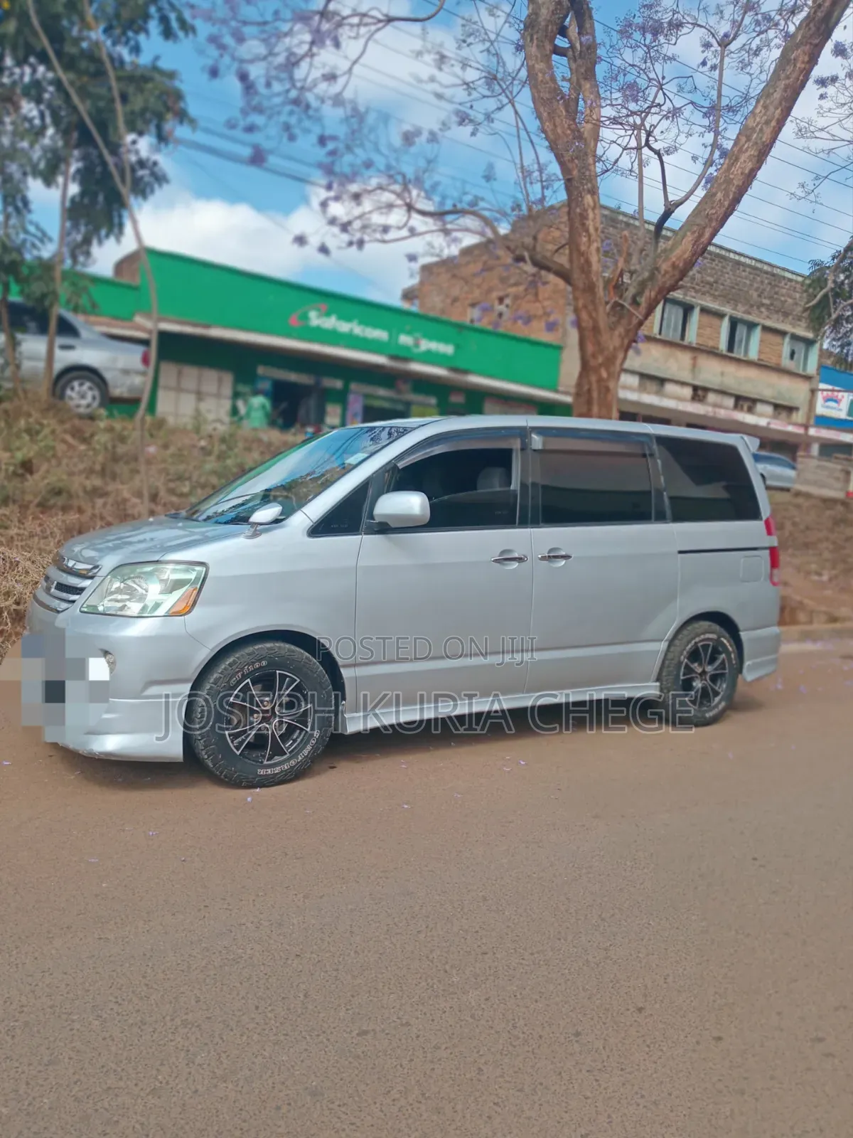 Toyota Noah 2006 Silver