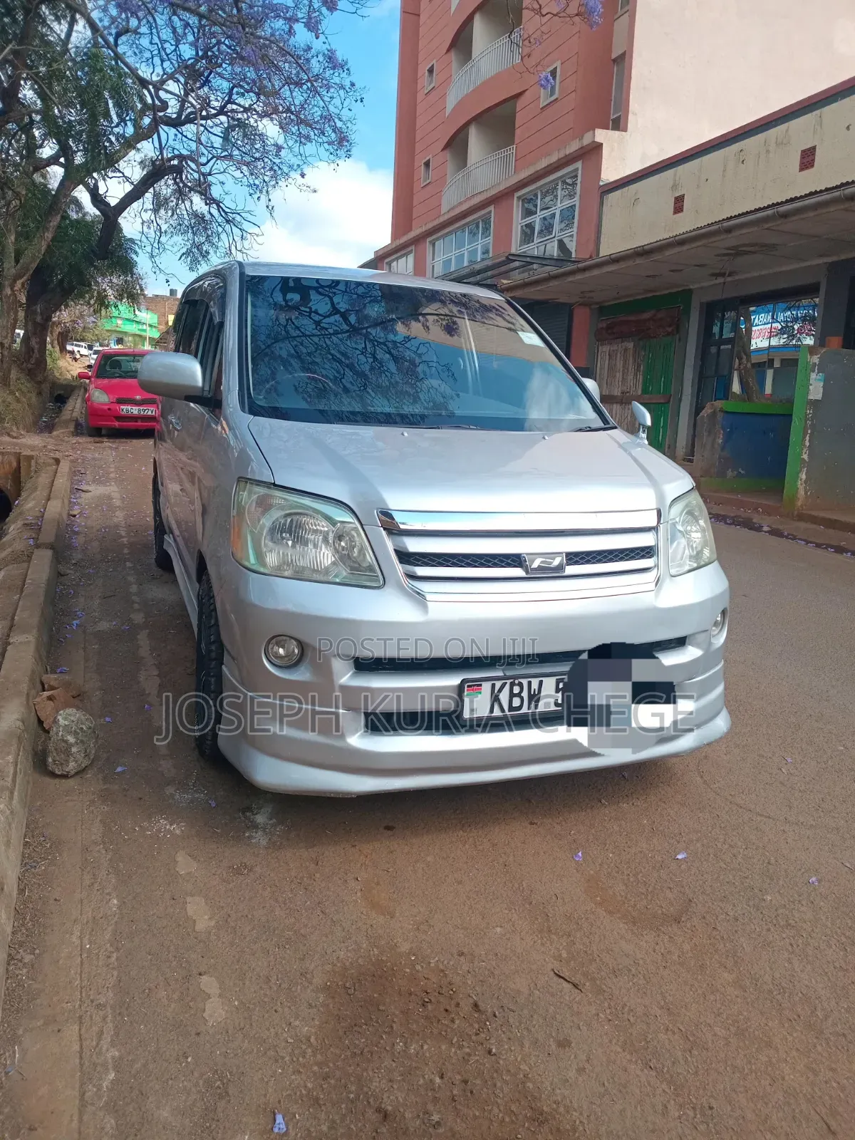 Toyota Noah 2006 Silver