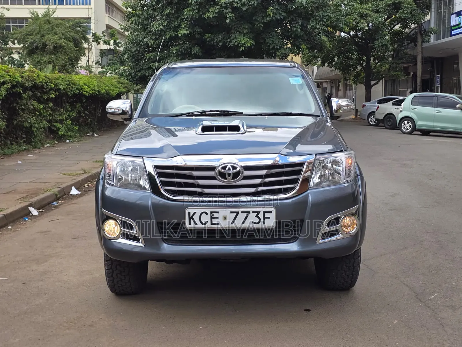 Toyota Hilux Double Cabin