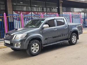 Toyota Hilux Double Cabin