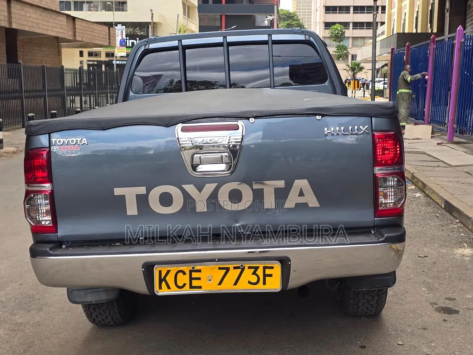Toyota Hilux Double Cabin