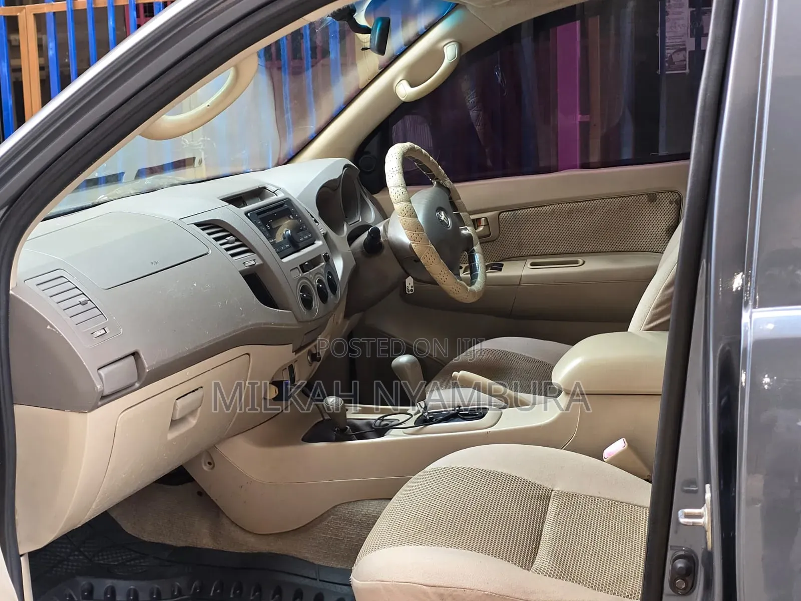 Toyota Hilux Double Cabin