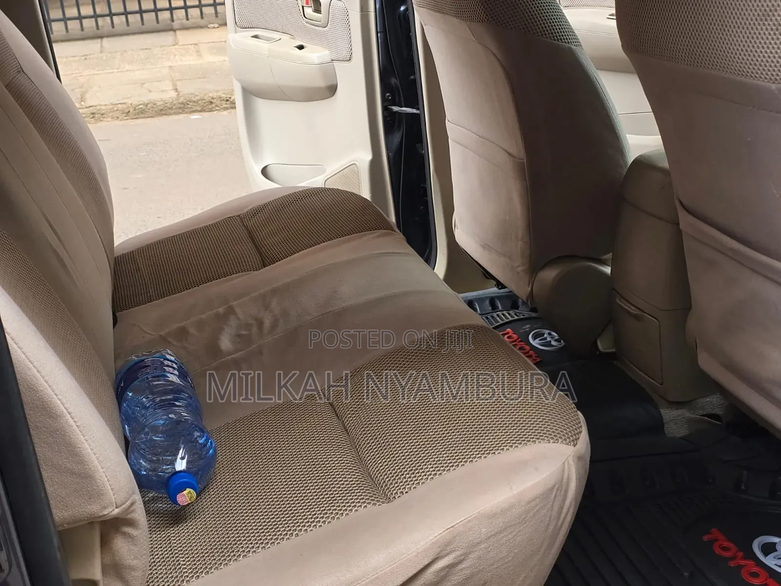 Toyota Hilux Double Cabin