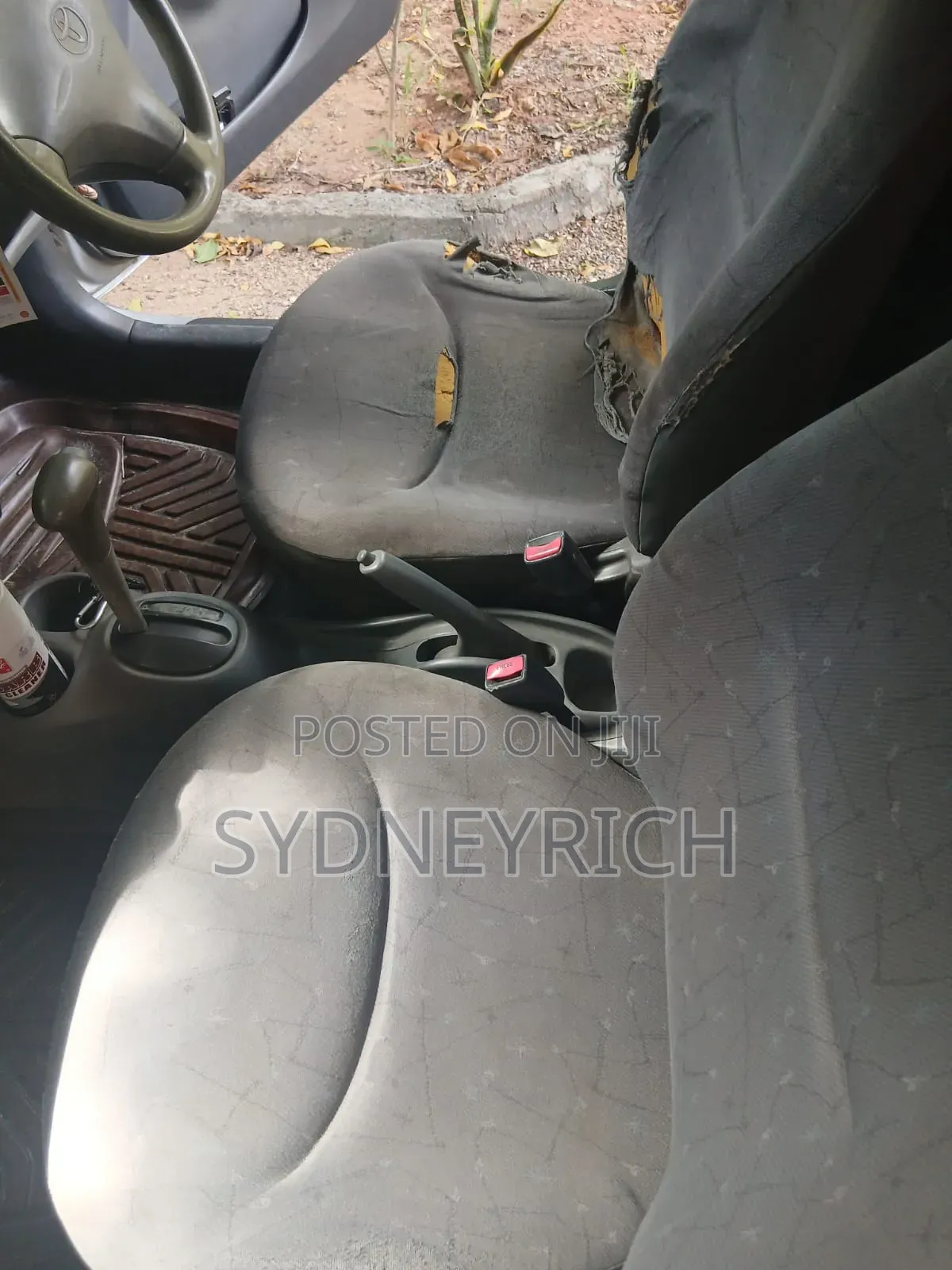 Toyota Vitz 1.0 FWD 3dr 2000 Gray