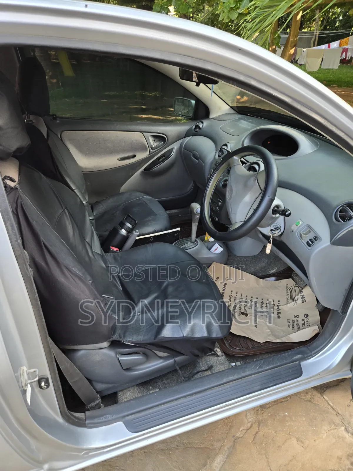 Toyota Vitz 1.0 FWD 3dr 2000 Gray