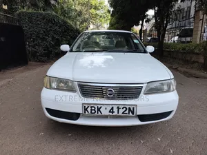 Nissan Sunny 2003 White