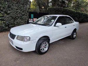 Nissan Sunny 2003 White