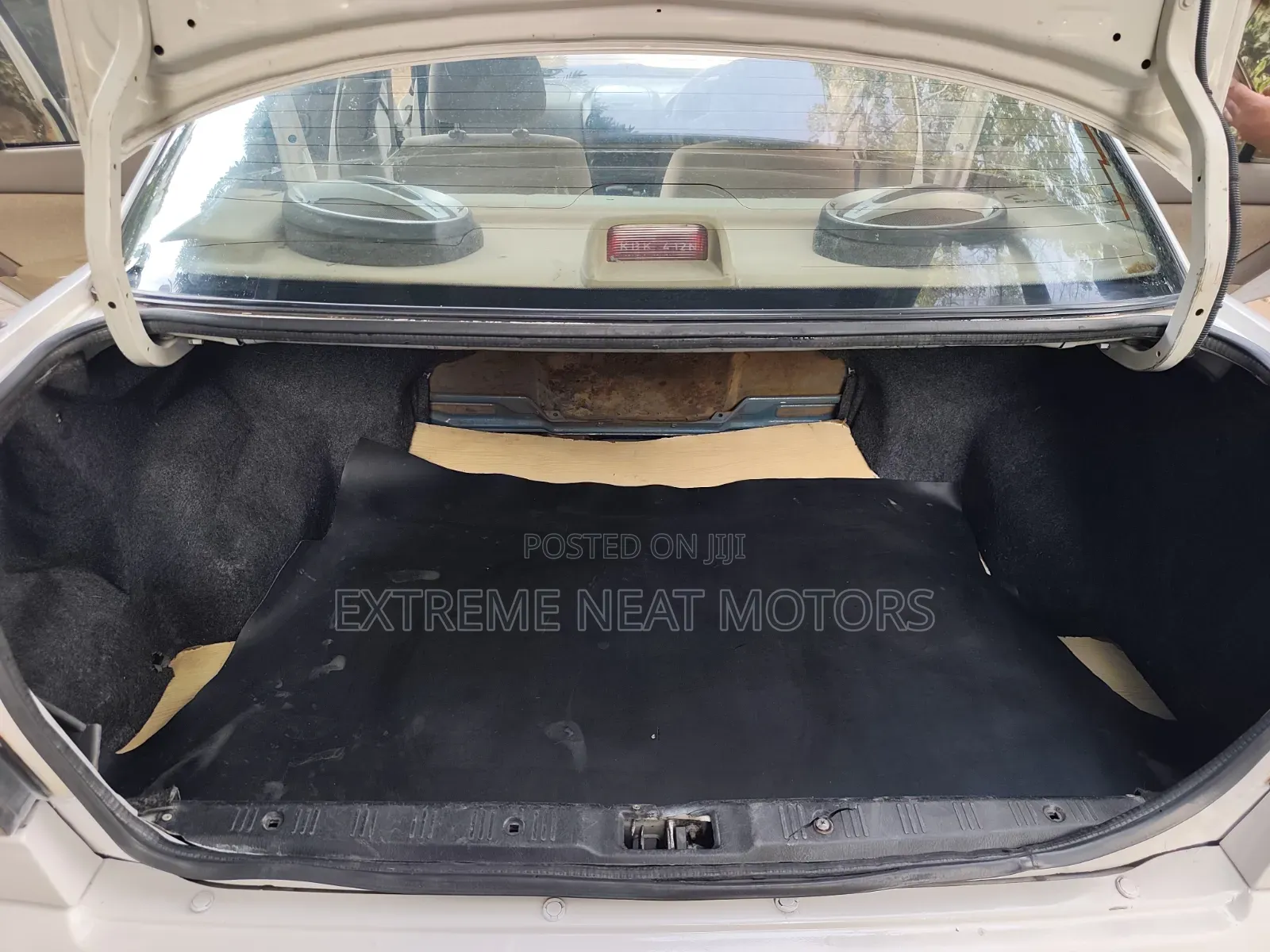 Nissan Sunny 2003 White