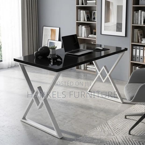 Metallic Office Table – Modern Office Furniture