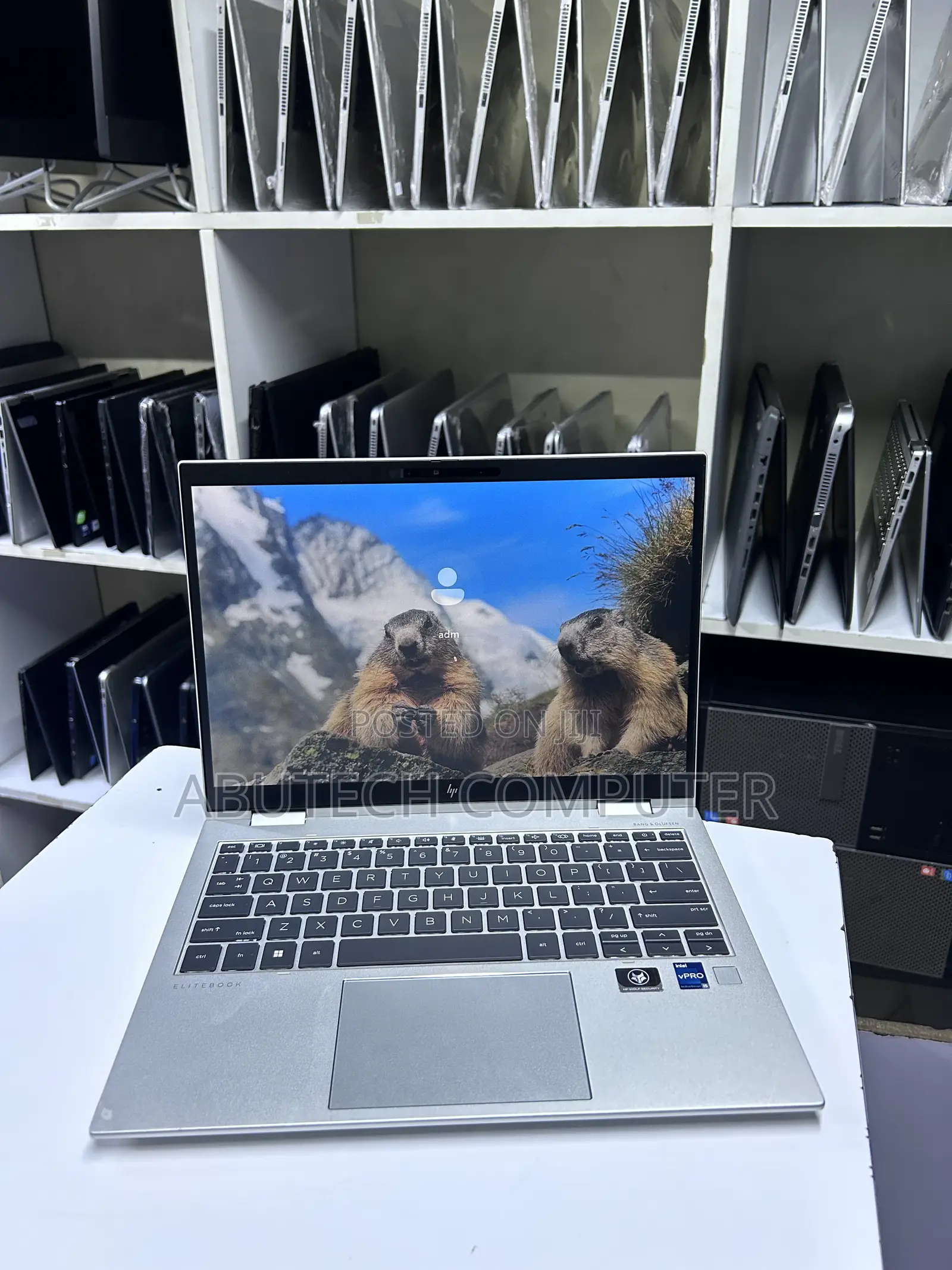 Laptop HP EliteBook 830 G9 16GB Intel Core i5 SSD 512GB