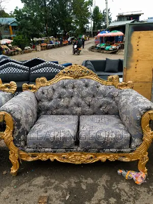 Antique 7 Seater Sofa Set