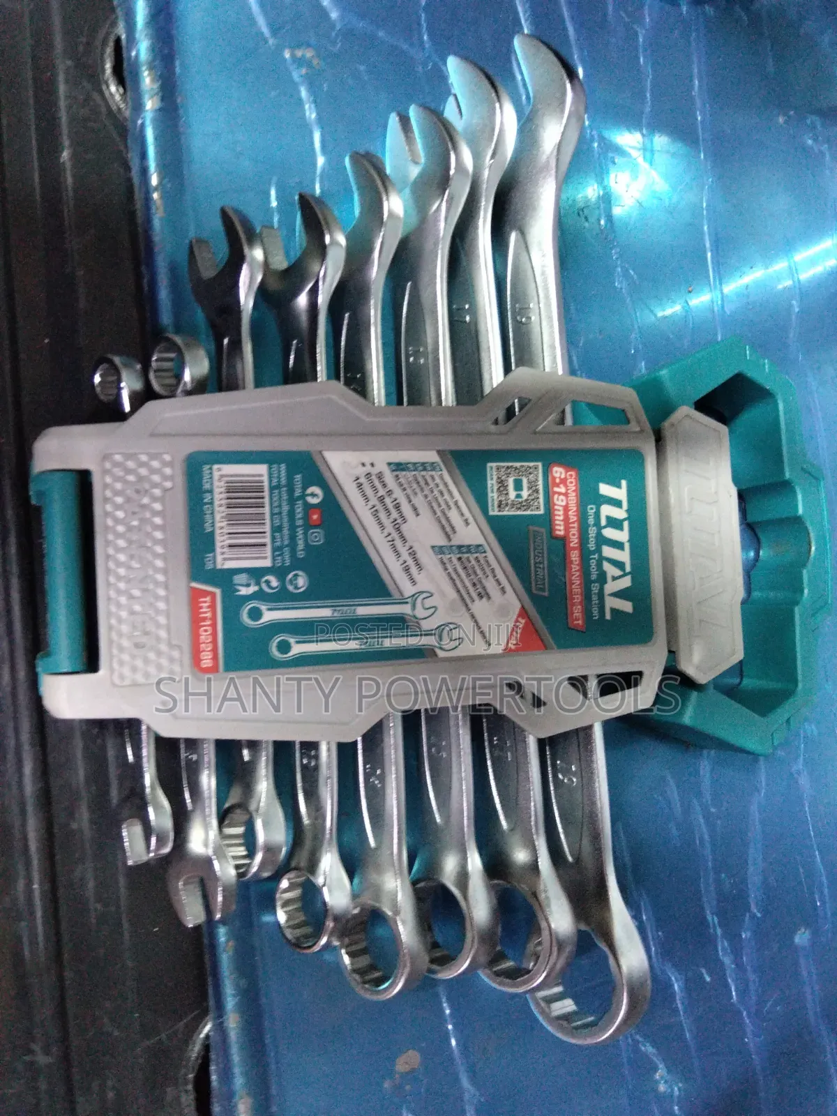 Total 8pcs Combination Spanners